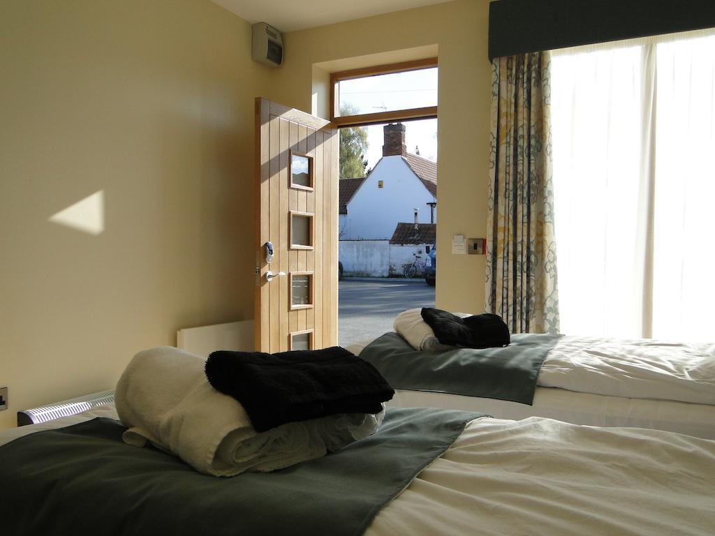 The Maypole At Wellow Ollerton Habitación foto